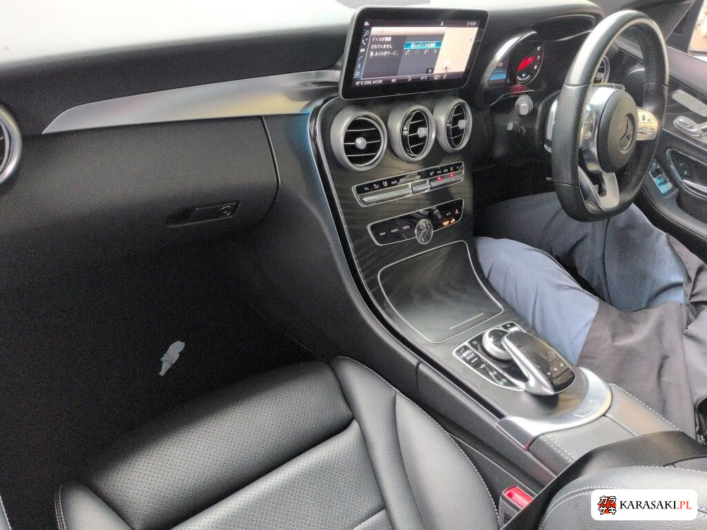 2019 Mercedes-Benz C-Class Stationwagon 4WD C200 4MATIC Avantgarde AMG 5