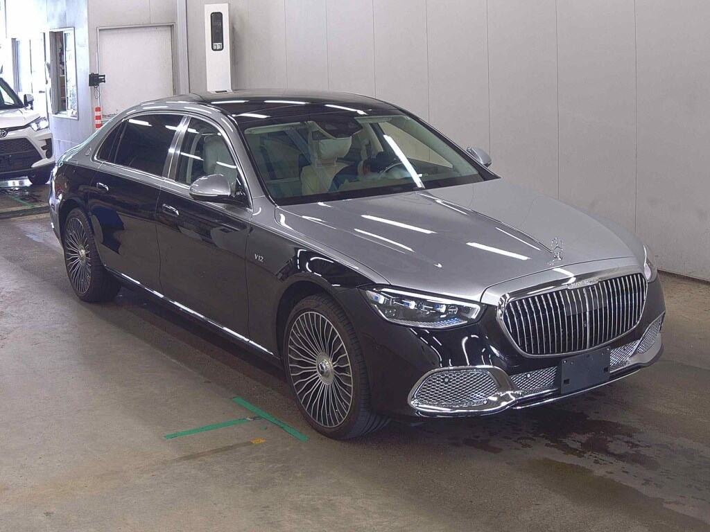 Mercedes-Maybach S-Class 2023 z aukcji japońskiej