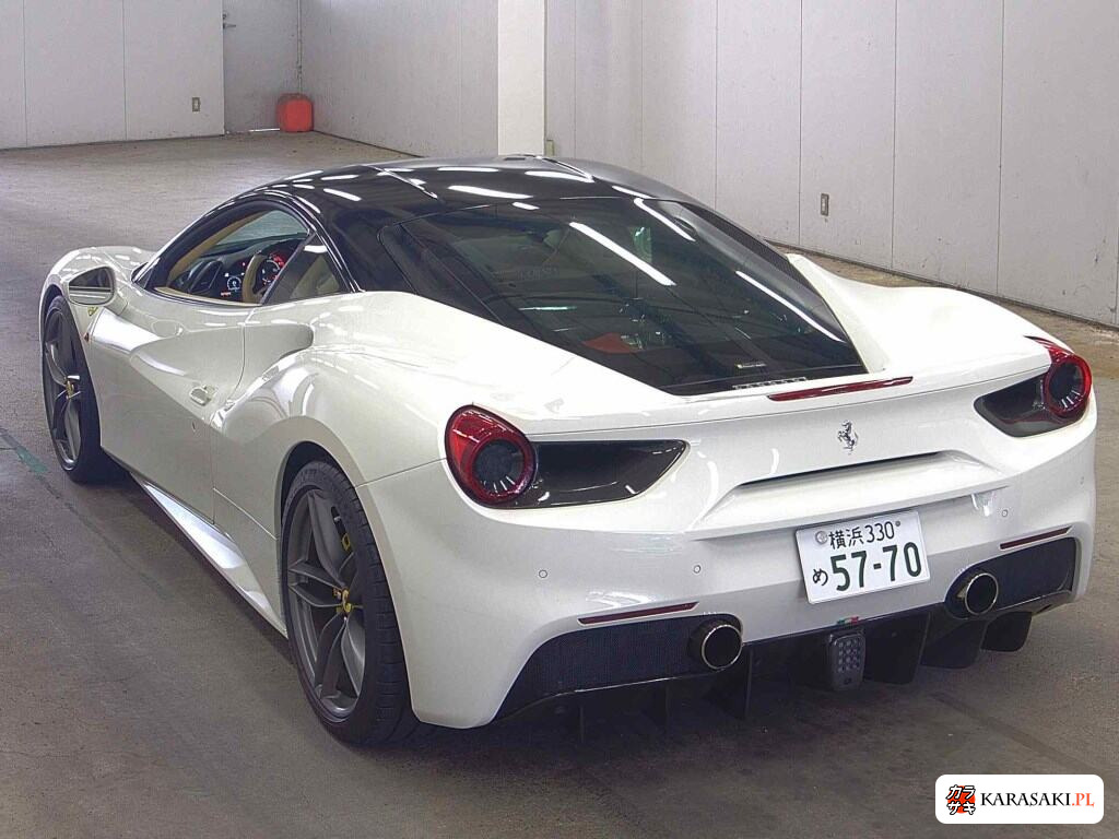 2016 Ferrari 488 GTB 2