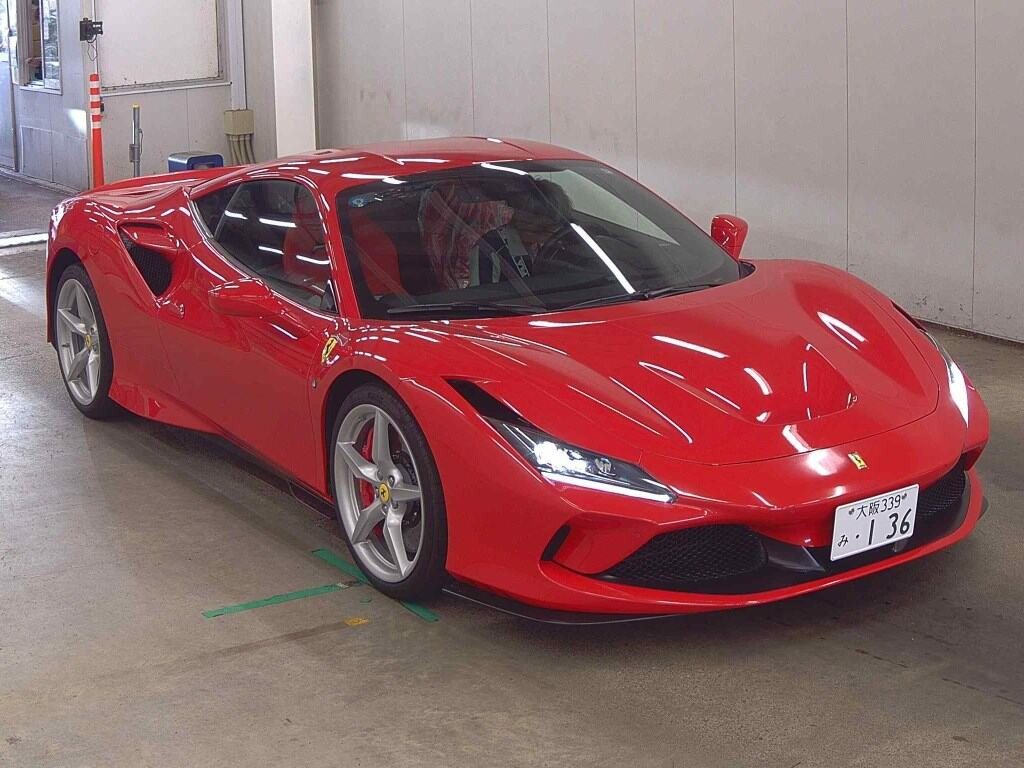Ferrari F8 Tributo 2022 z aukcji japońskiej