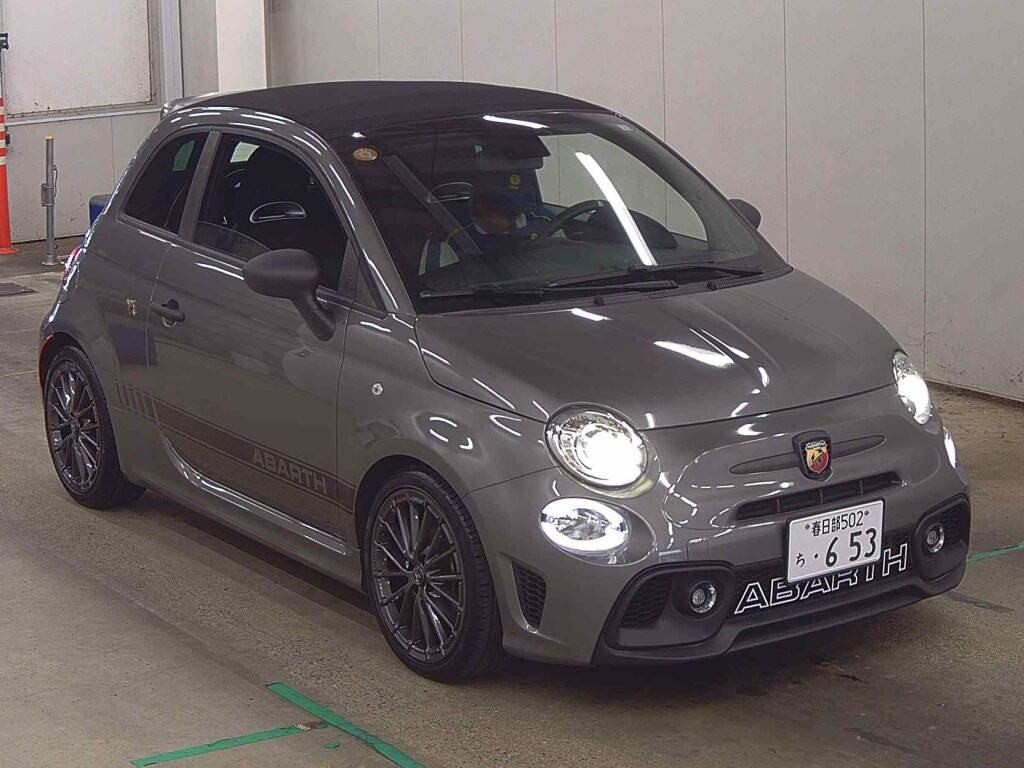Abarth F595C 2024 z aukcji japońskiej