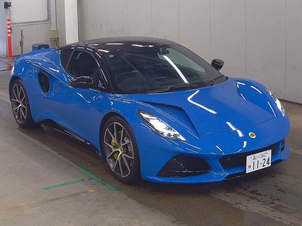 Lotus Emira 2024 z aukcji japońskiej