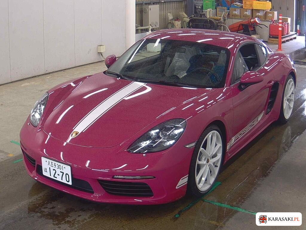 2024 Porsche 718 Cayman 3