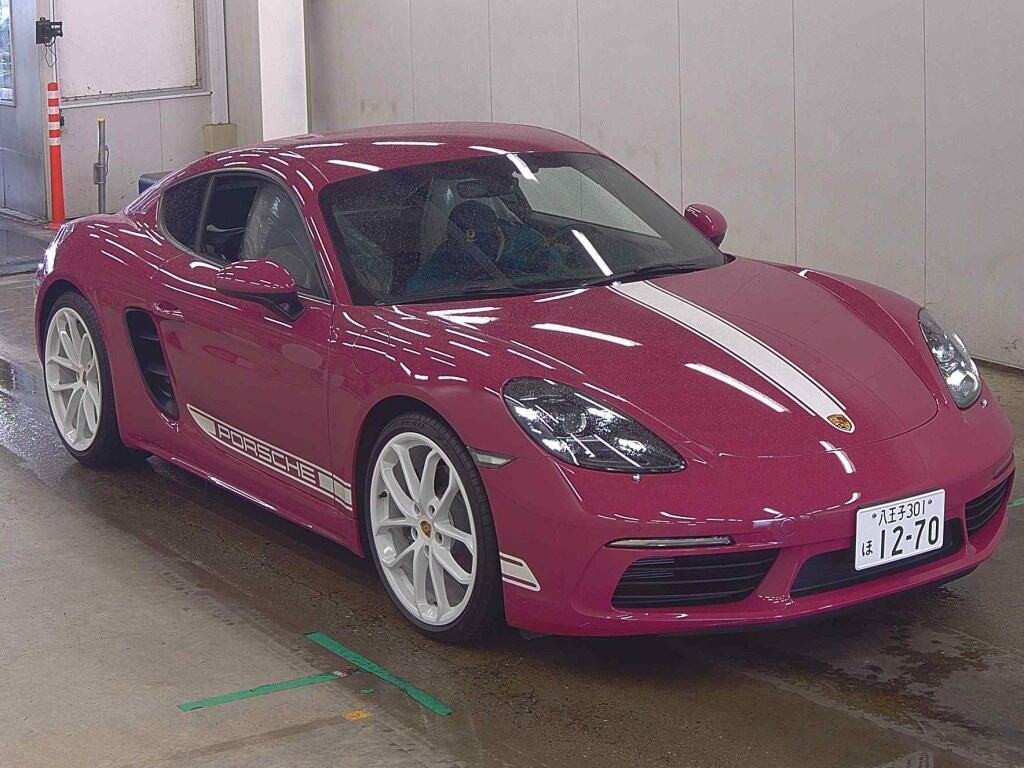 Porsche 718 Cayman 2024 z aukcji japońskiej