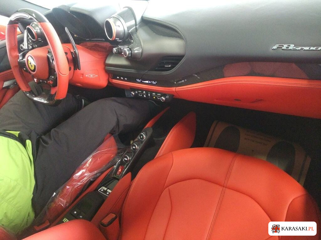2022 Ferrari F8 Spider Base Grade 5