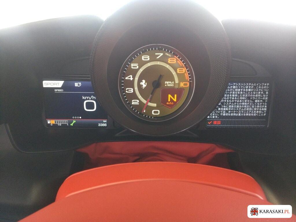 2022 Ferrari F8 Spider Base Grade 6
