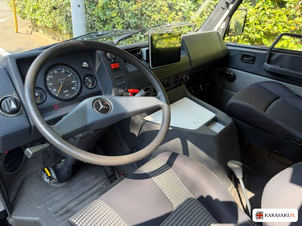 1993 Mercedes-Benz 9