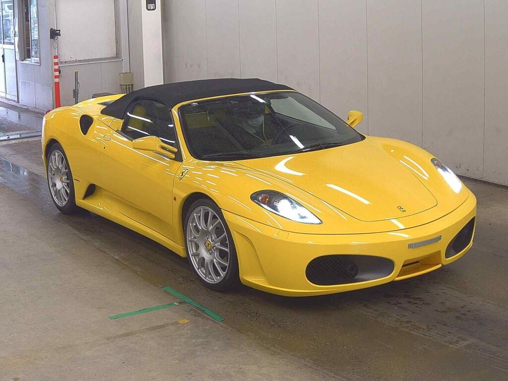 Ferrari F430 Spider 2005 z aukcji japońskiej