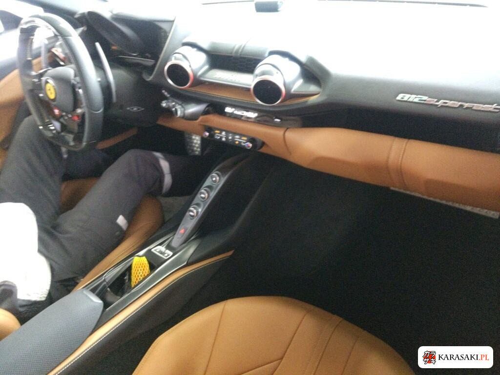2019 Ferrari 812SUPERFAST Superfast 5