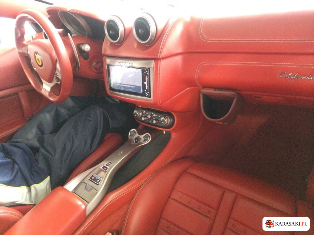 2018 Ferrari California Base Grade 5