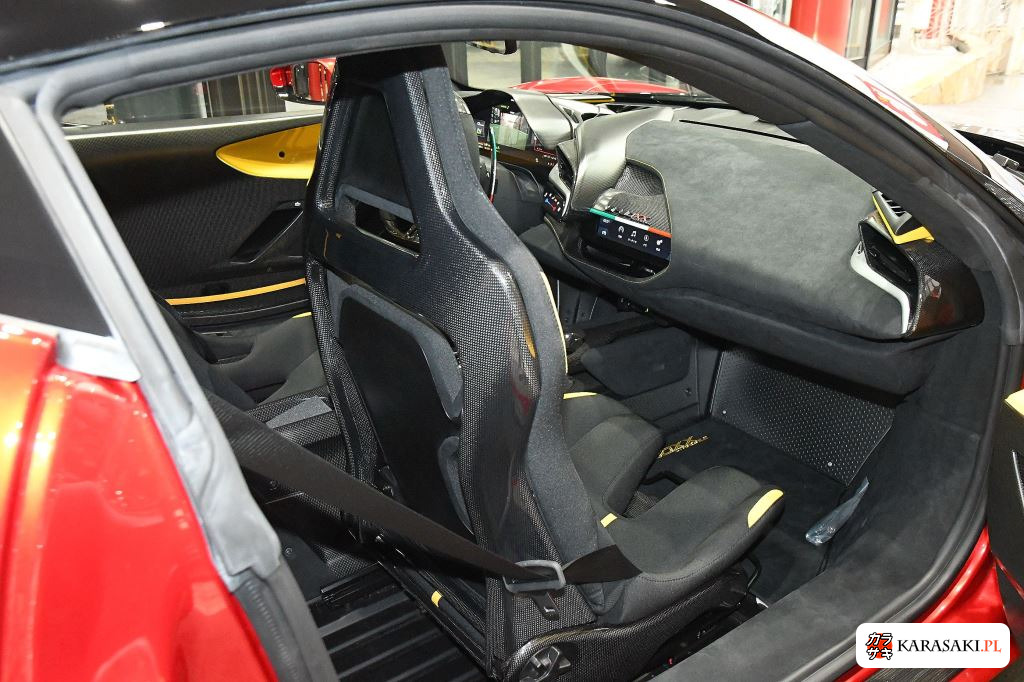 2025 Ferrari SF90 Stradale 4WD 13