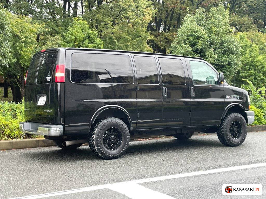 2005 Chevrolet Express 4WD 10