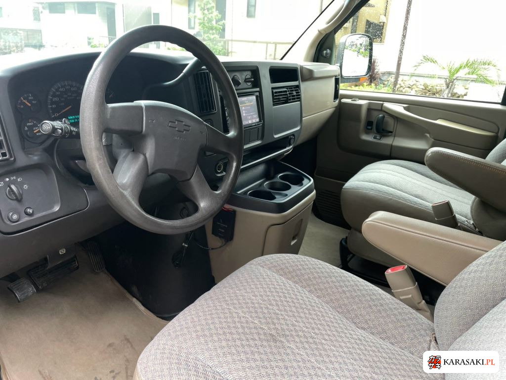 2005 Chevrolet Express 4WD 7