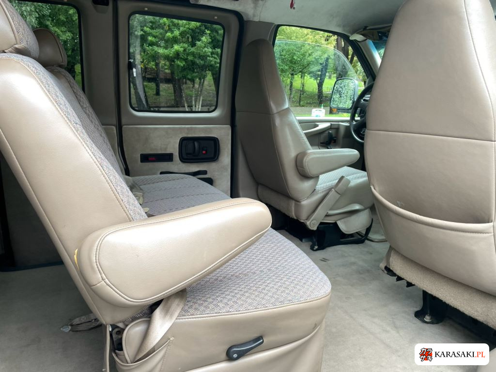 2005 Chevrolet Express 4WD 15