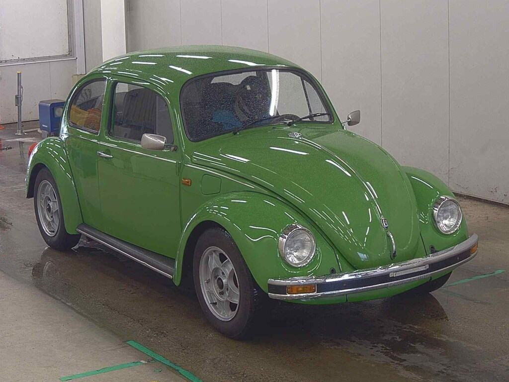 Volkswagen Beetle 2003 z aukcji japońskiej