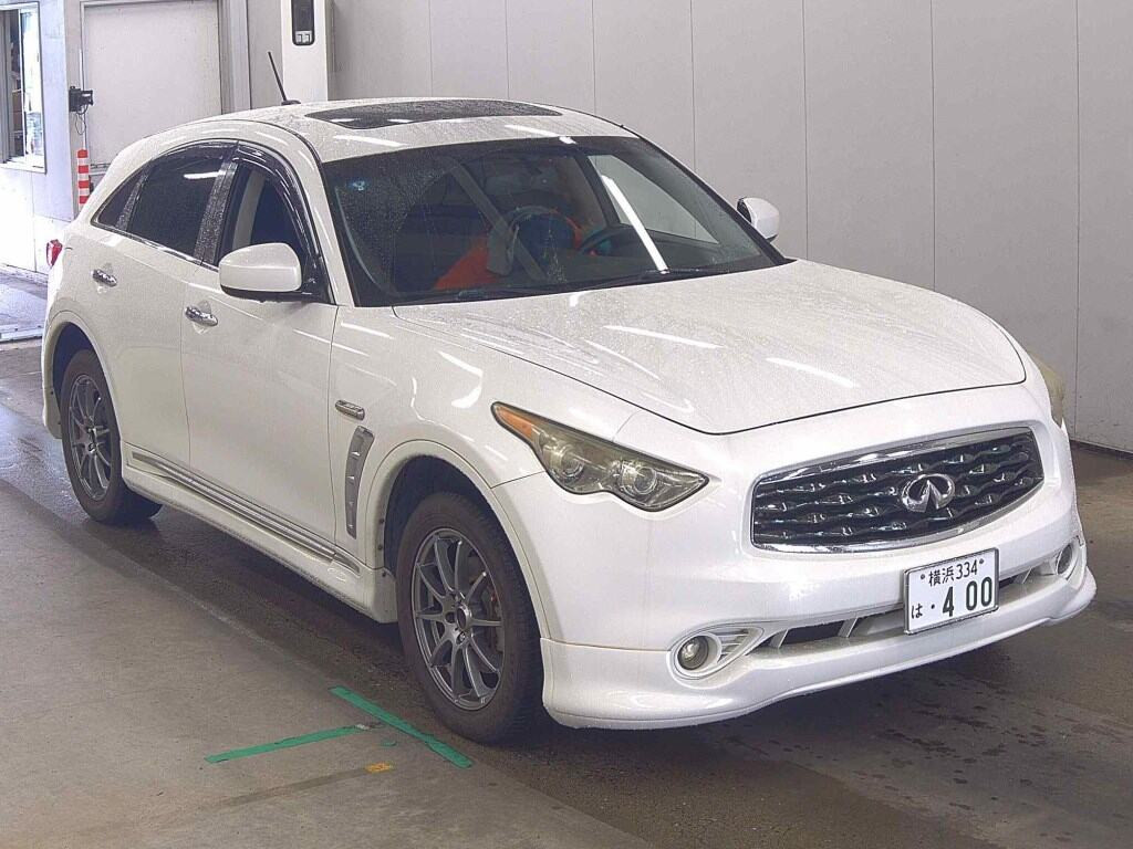 Infiniti FX35 2011 z aukcji japońskiej