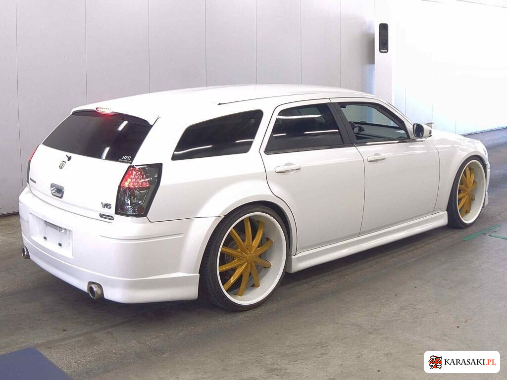 2012 Dodge Magnum 4