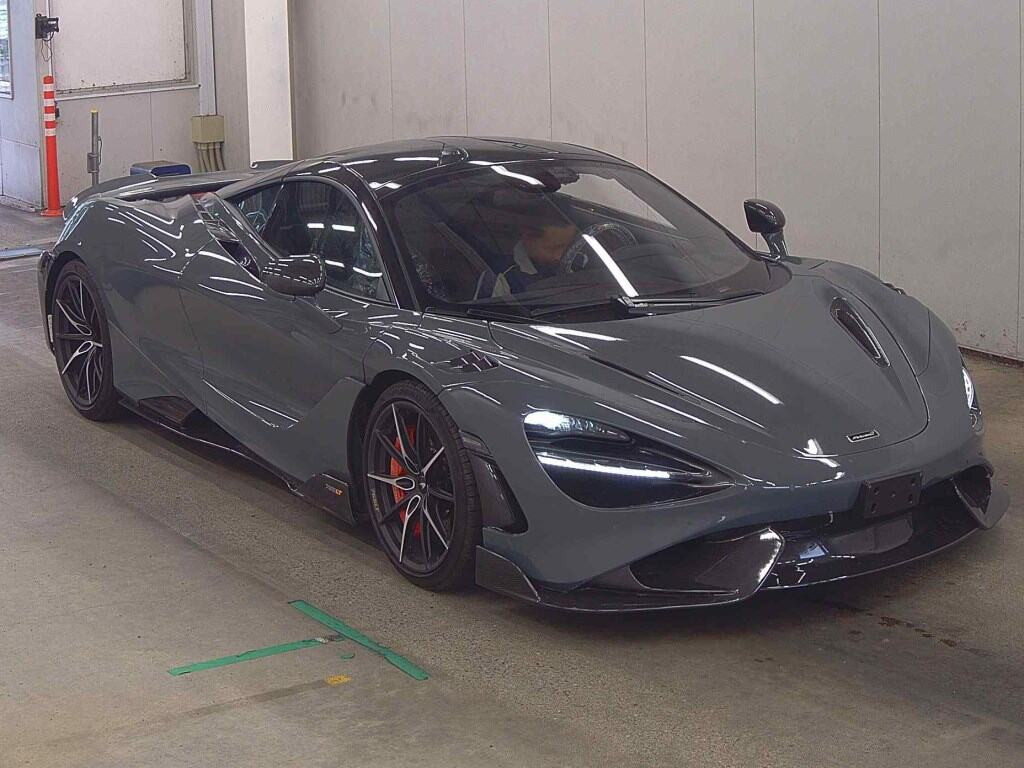 McLaren 765LT 2021 z aukcji japońskiej
