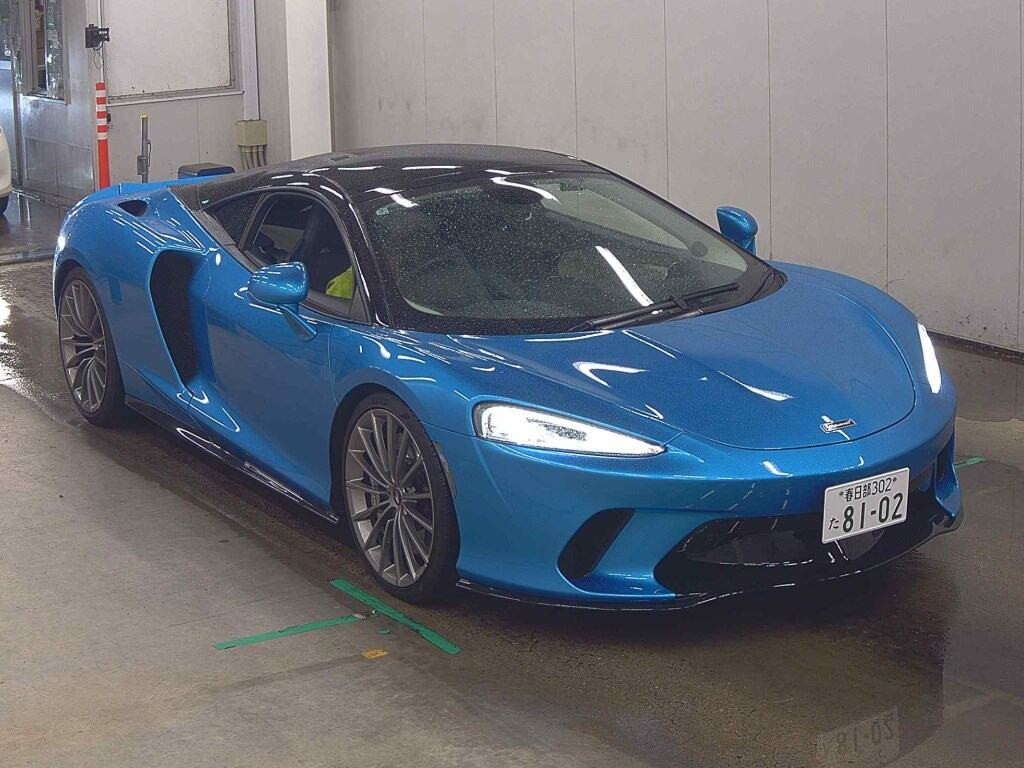 McLaren GT 2022 z aukcji japońskiej