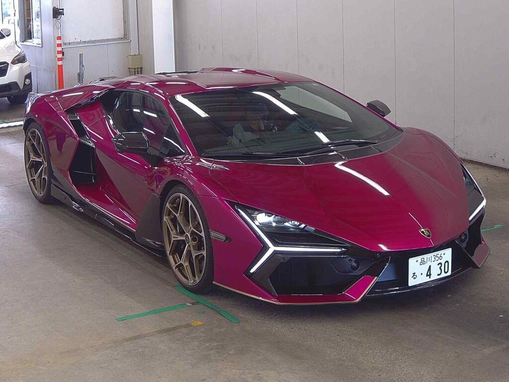 Lamborghini Revuelto 2026 z aukcji japońskiej