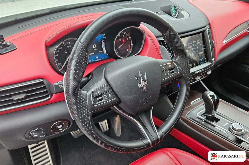 2017 Maserati Levante 4WD 8