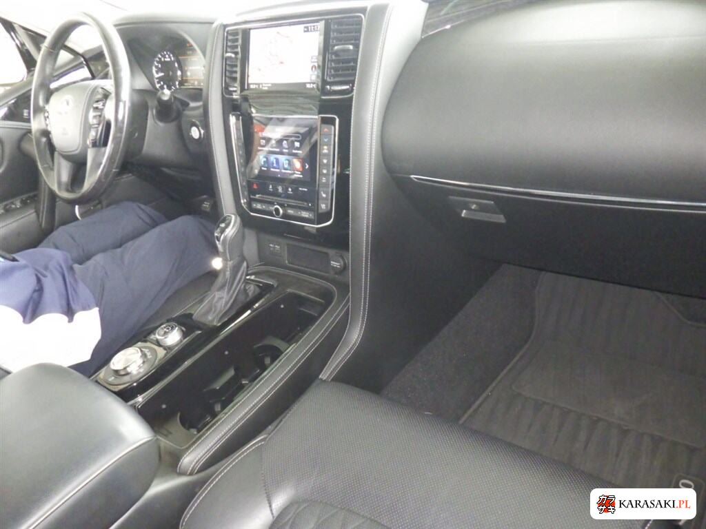 2020 Infiniti QX80 4WD Base Grade 5