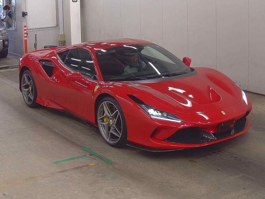Ferrari F8 Tributo 2020 z aukcji japońskiej