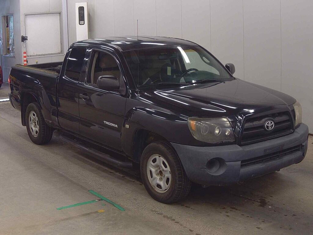 America Toyota Tacoma 2007 z aukcji japońskiej