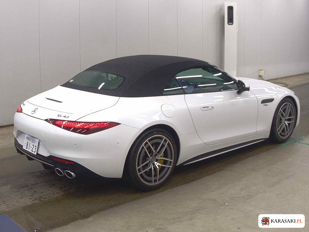 2022 Mercedes-AMG SL SL43 BSG Model 4