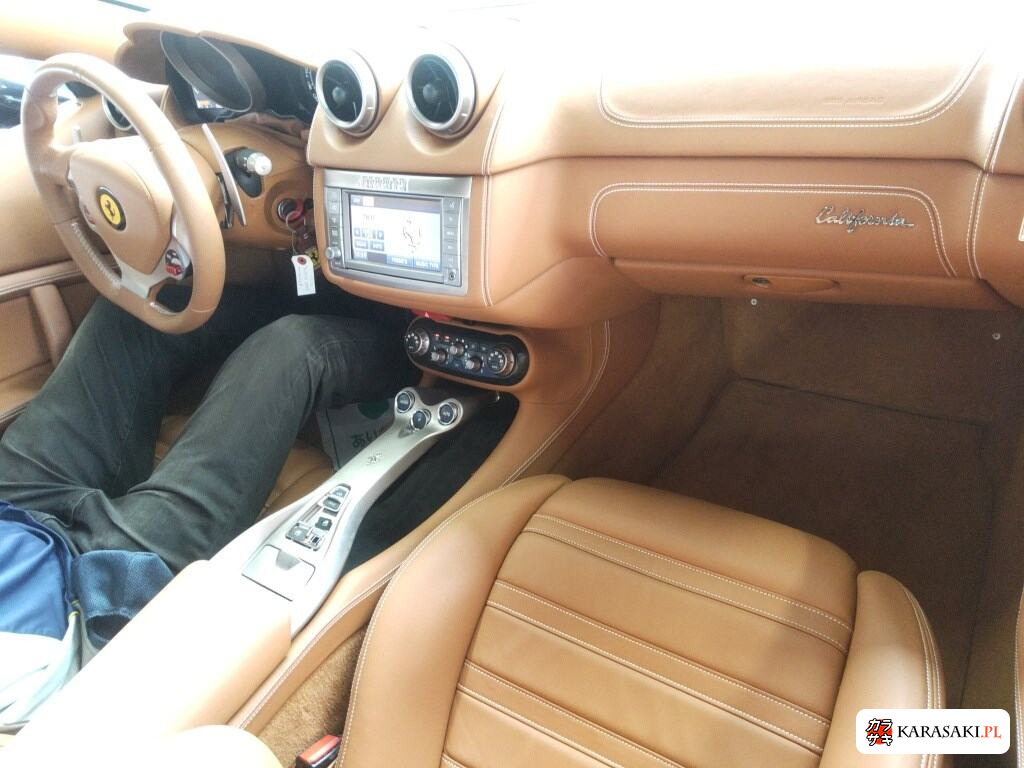 2010 Ferrari California Base Grade 5