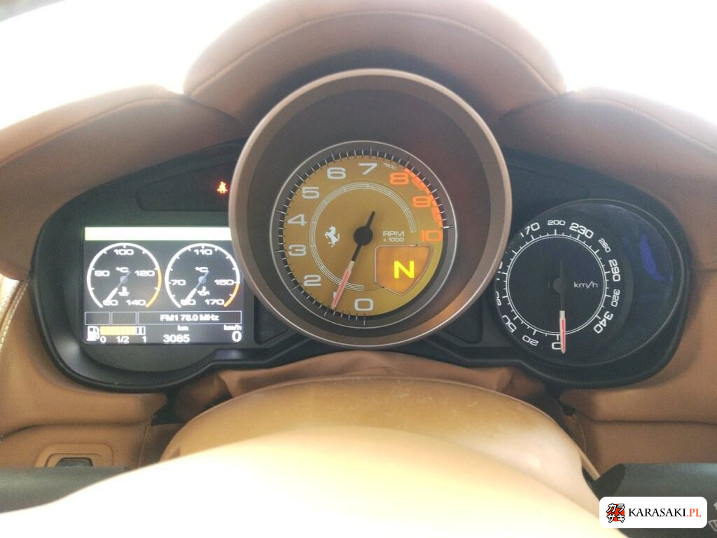 2010 Ferrari California Base Grade 6