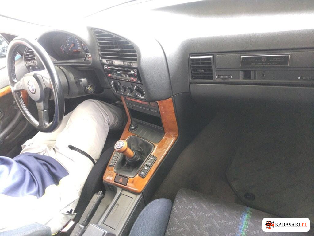 1993 BMW Alpina B6 4D 2.8/2 5