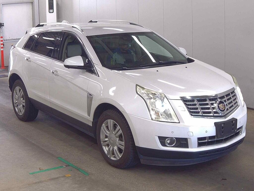 Cadillac SRX Crossover 2015 z aukcji japońskiej