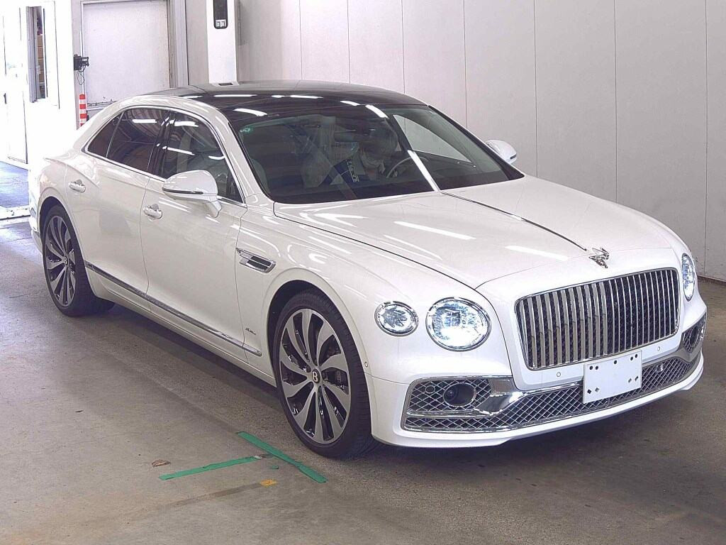 Bentley Flying Spur 2023 z aukcji japońskiej