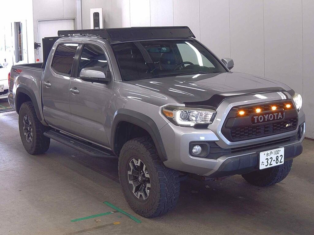 America Toyota Tacoma 2020 z aukcji japońskiej