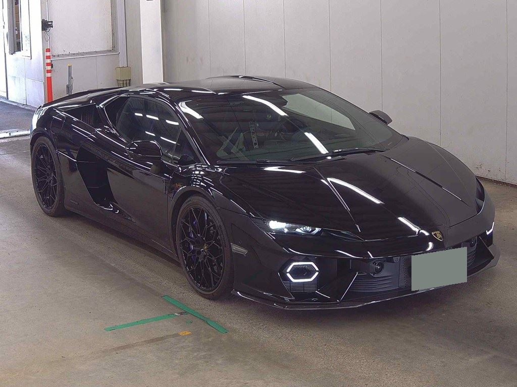 Lamborghini ZC40 2026 z aukcji japońskiej