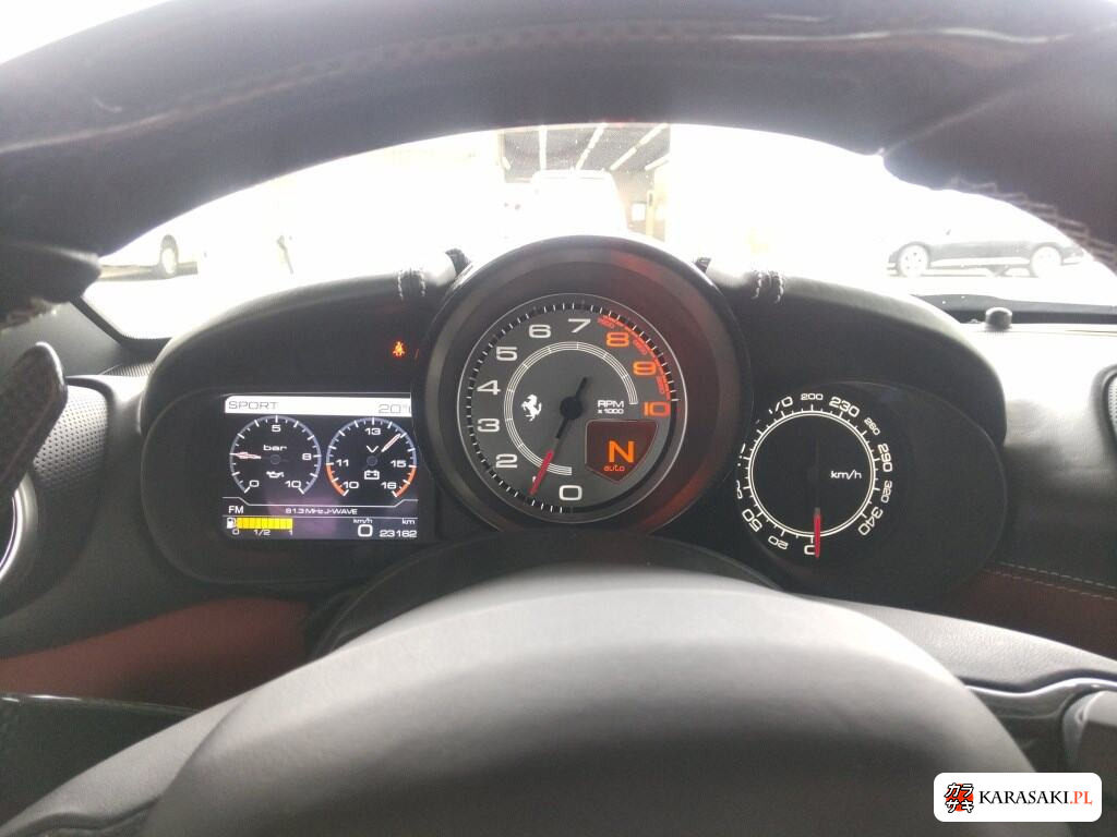 2015 Ferrari California T Base Grade 6