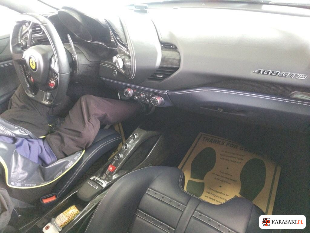 2015 Ferrari 488 GTB Base Grade 5