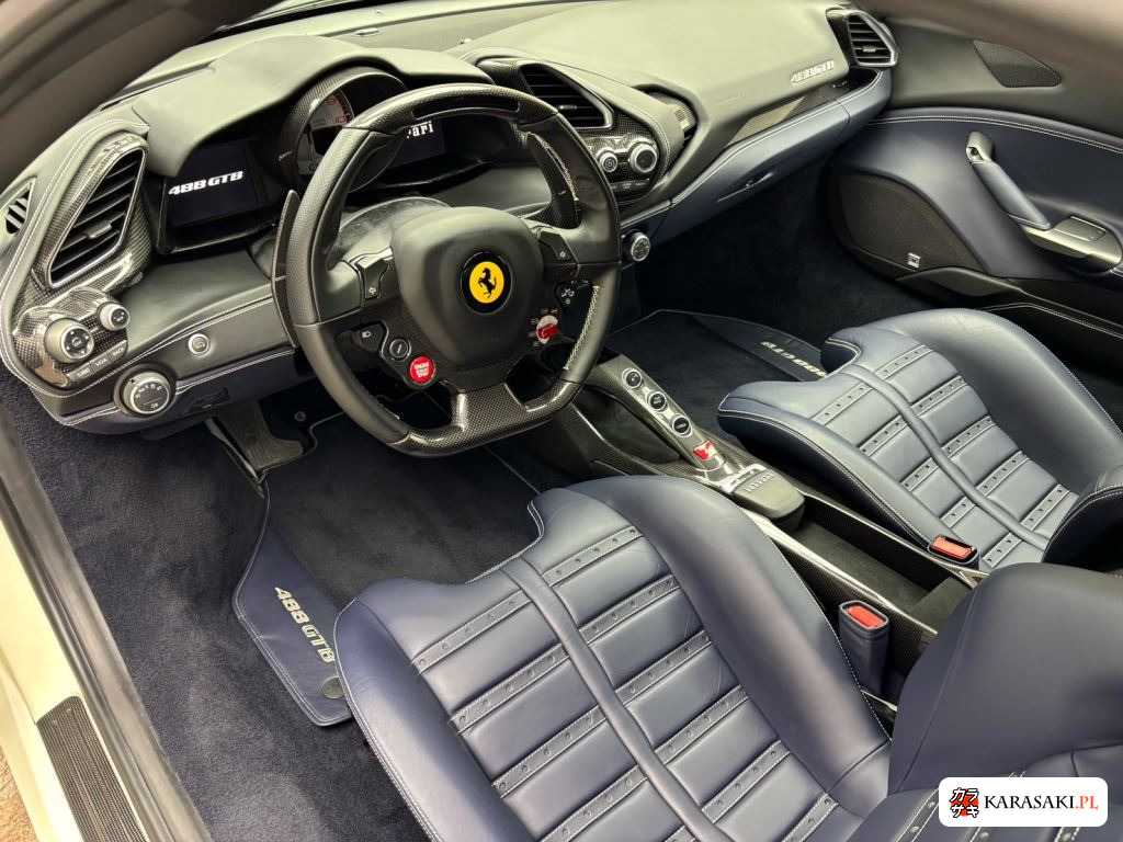 2015 Ferrari 488 GTB Base Grade 12