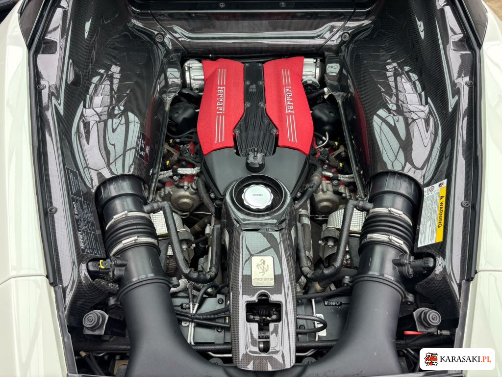 2015 Ferrari 488 GTB Base Grade 14