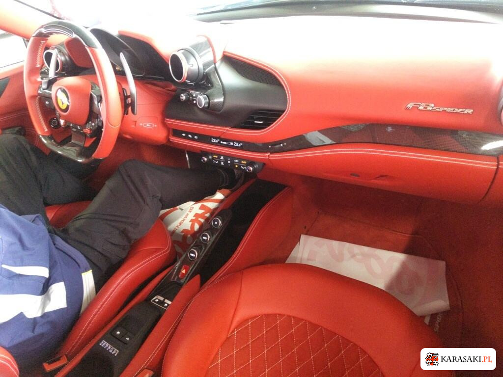 2021 Ferrari F8 Spider Base Grade 5