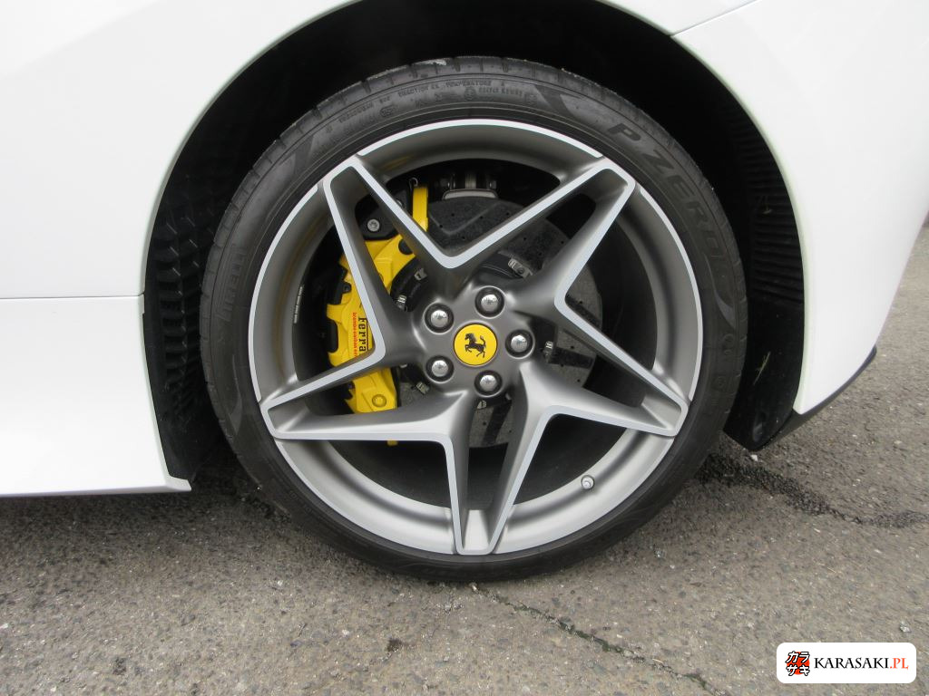 2021 Ferrari F8 Spider Base Grade 13