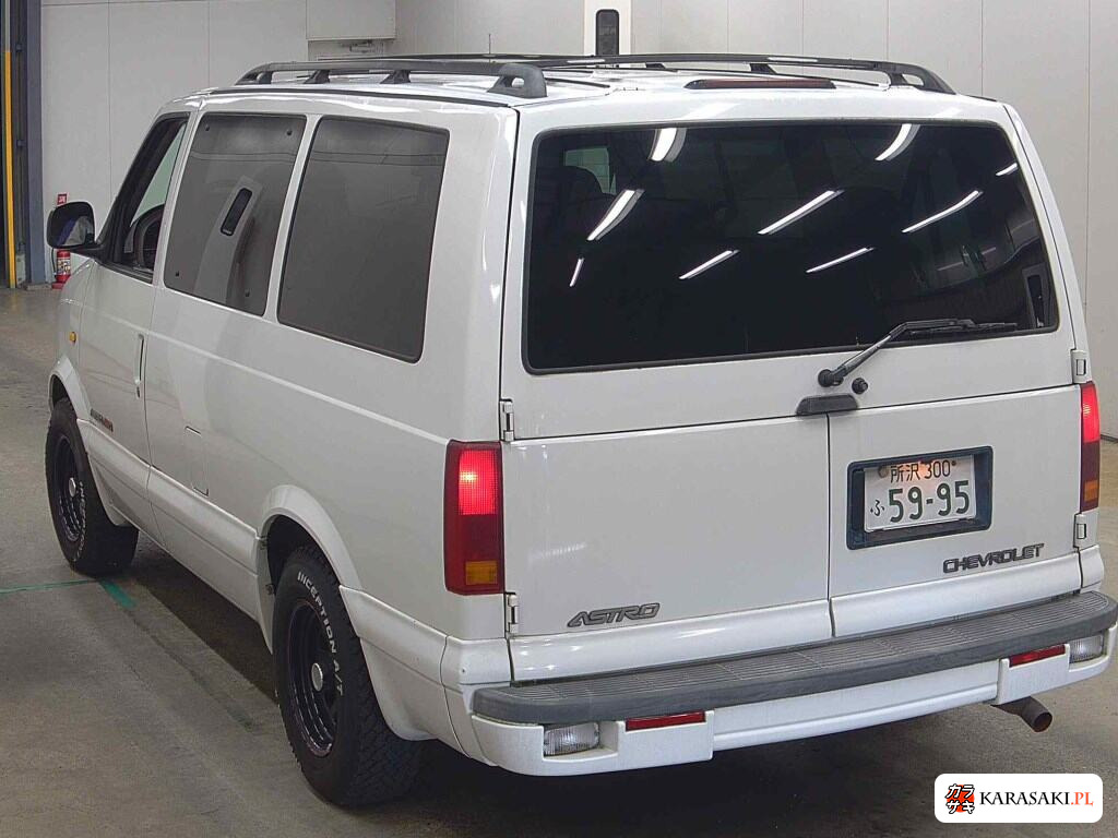 2003 Chevrolet Astro 4WD LS 2