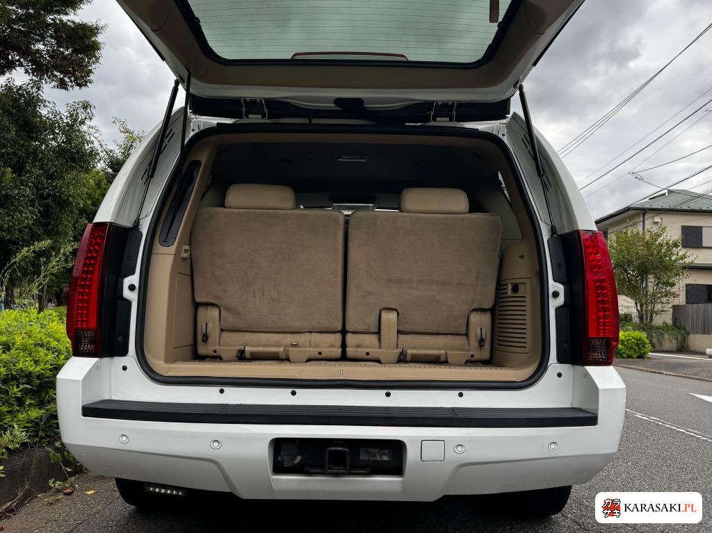 2013 Chevrolet Tahoe 5D LTZ 11