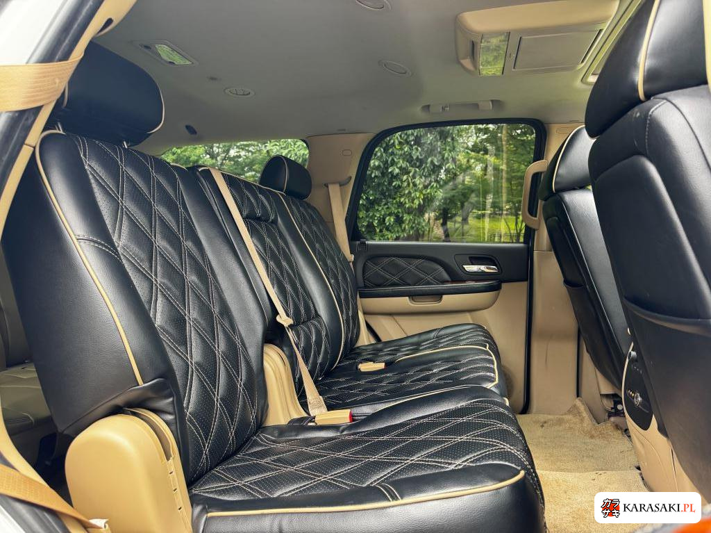 2013 Chevrolet Tahoe 5D LTZ 12