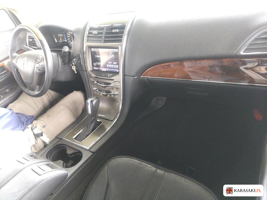 2011 Lincoln MKX 4WD Base Grade 5