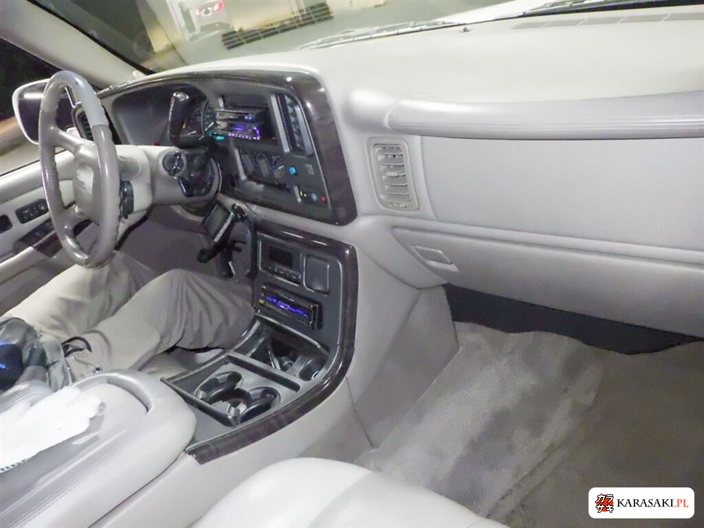 2005 GMC Yukon 5D 5