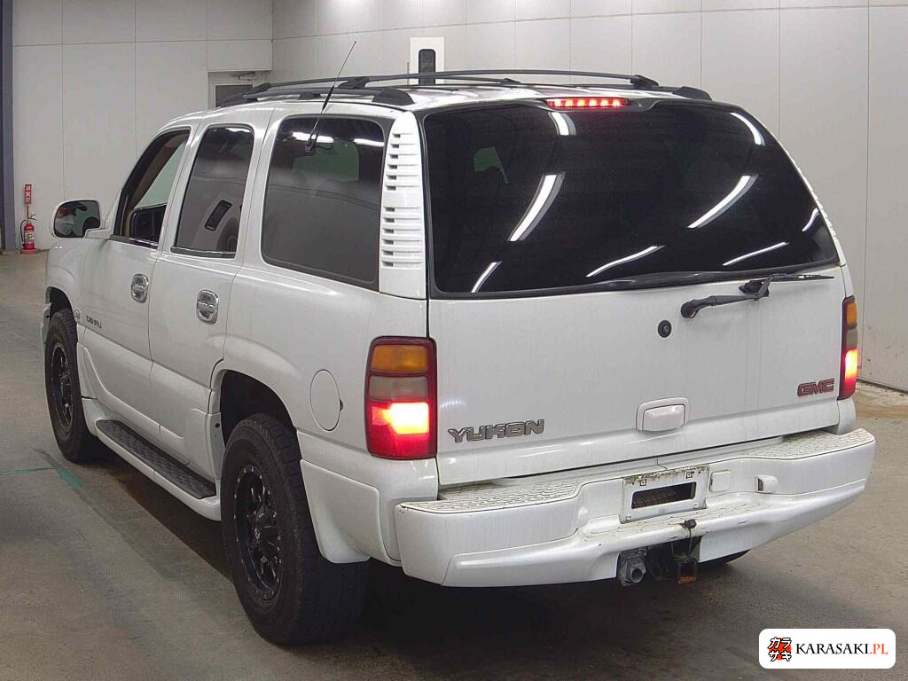 2005 GMC Yukon 5D 2