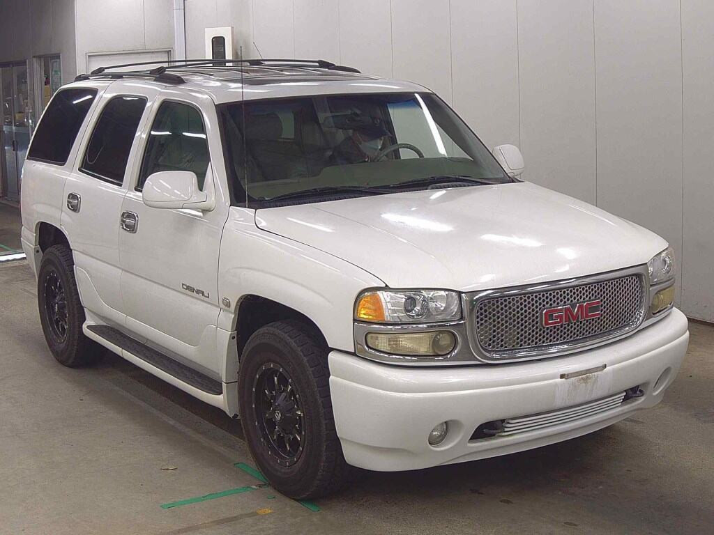 GMC Yukon 2005 z aukcji japońskiej