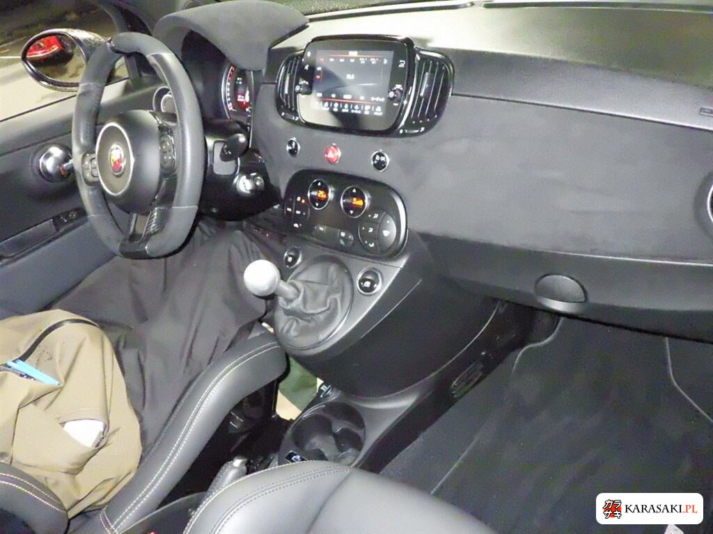 2024 Abarth 695 75 Anniversario 5